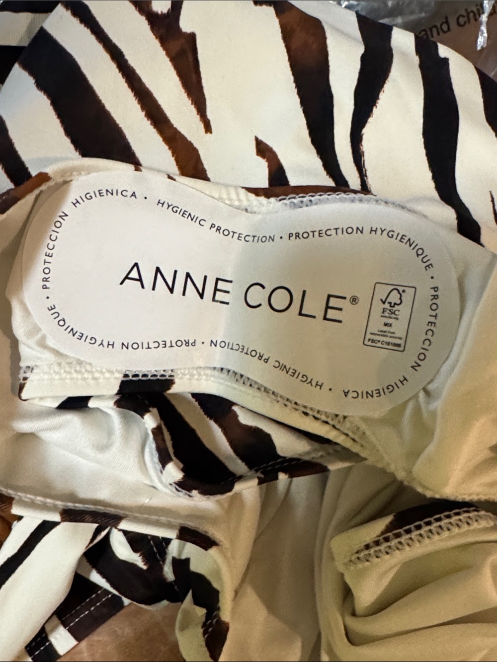 NWT Anne Cole one piece swimsuit. - Picture 4 of 4
